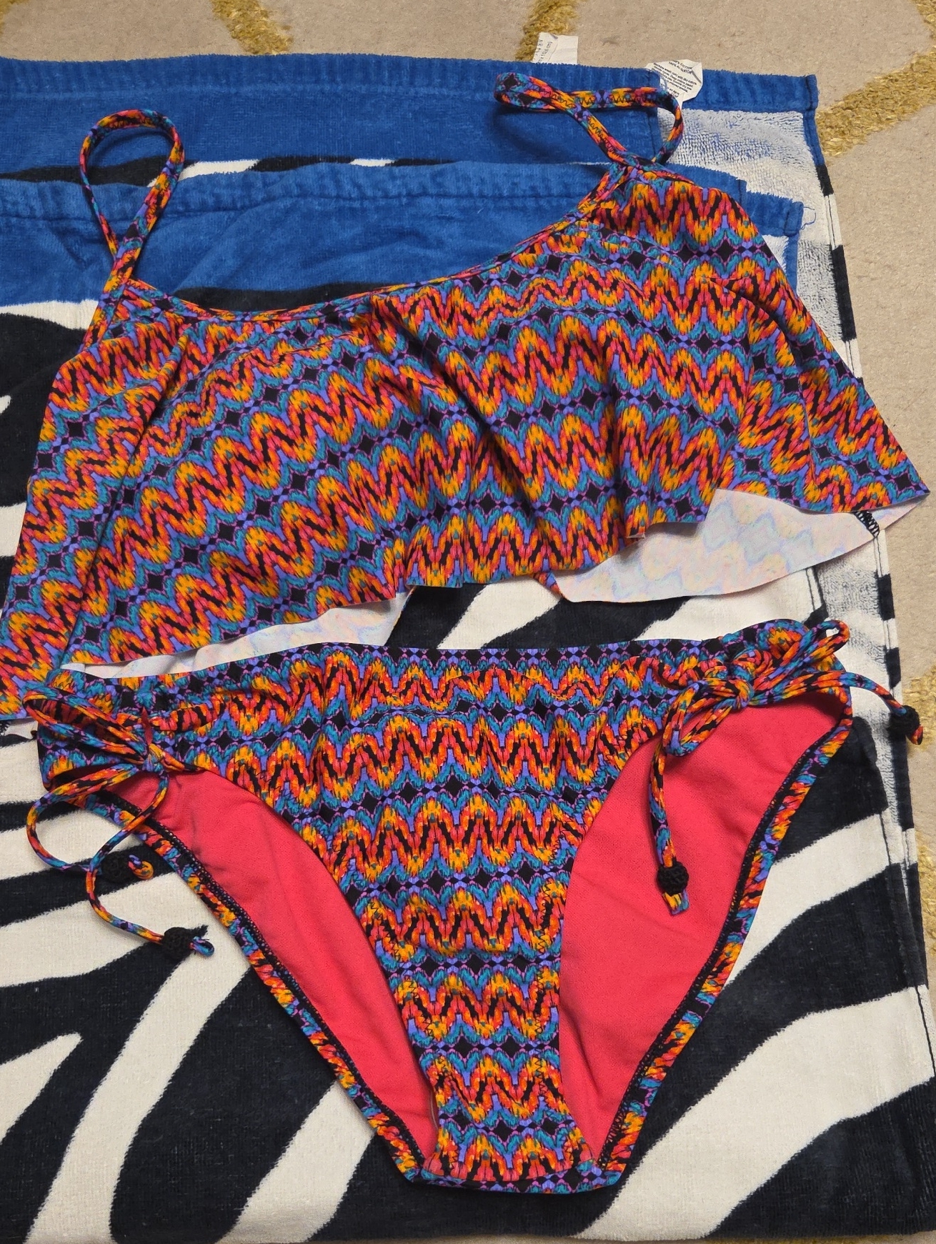 Jessica Simpson Pink And Multicolor Zigzag Bikini With Tags